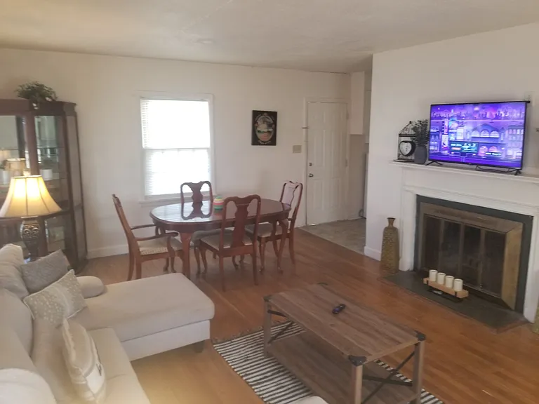 421 W Centennial St — Photo 10