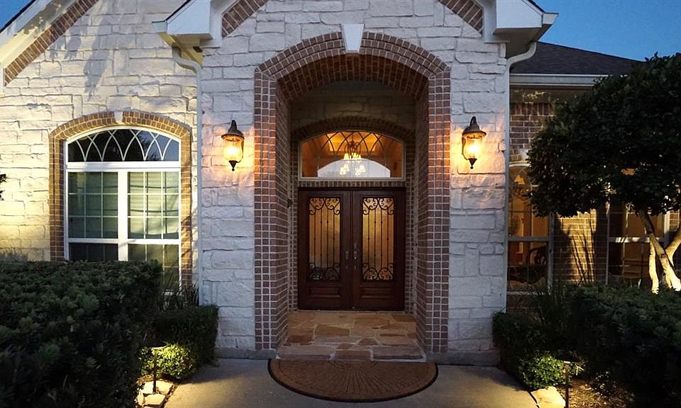 1st image of 1206 Austin Colony Dr