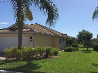 2036 Burgos Dr, Sarasota, FL 34238