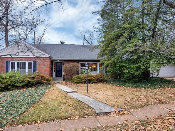 1505 Andrew Dr, Saint Louis, MO 63122