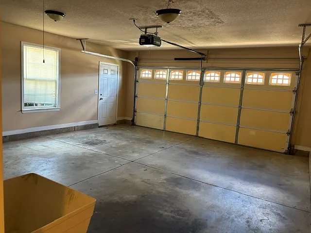 879 Vandenburg Dr — Photo 8