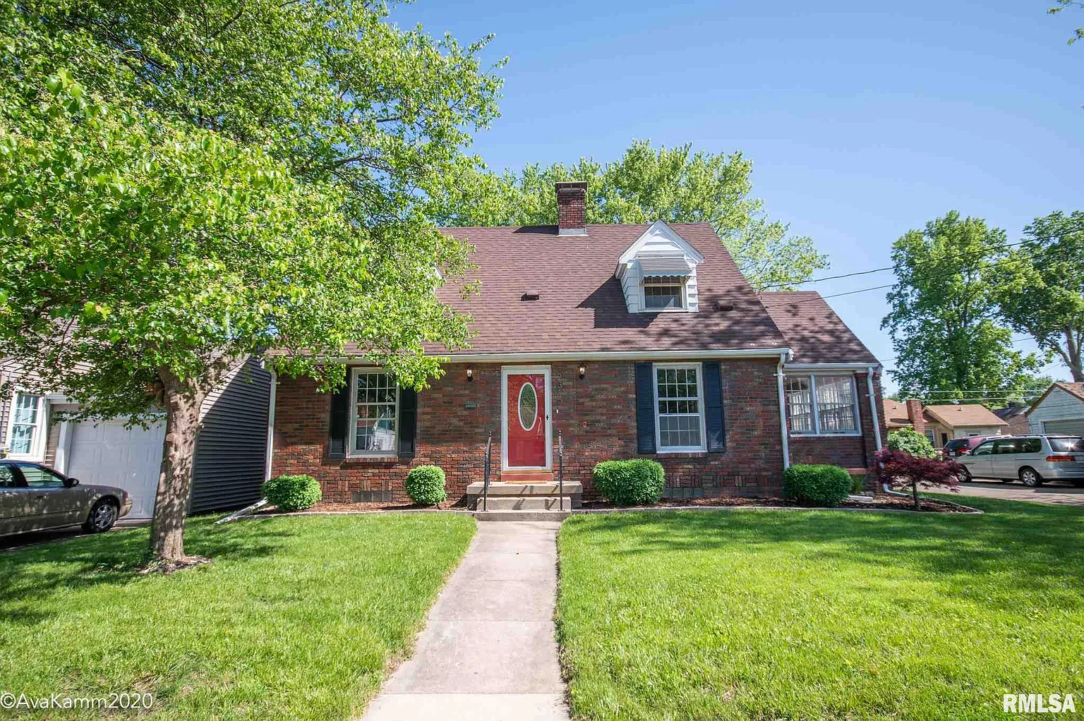 2315 W Barker Ave photo 1