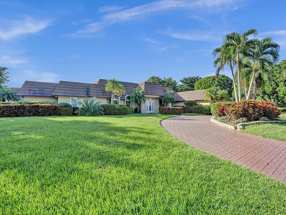 1st image of 5305 Woodlands Boulevard