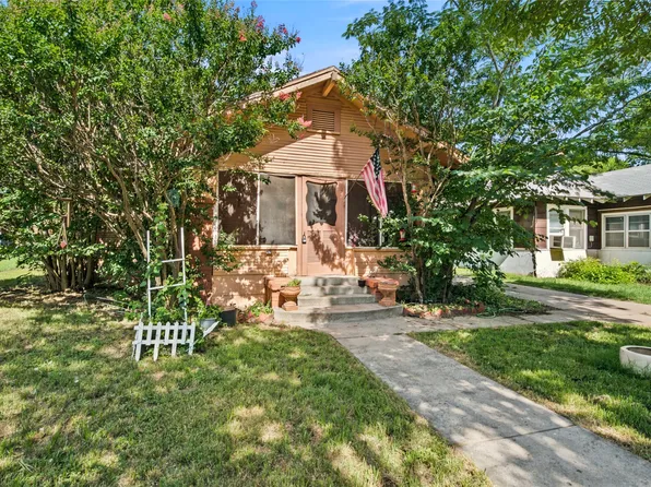 1307 S Seaman St, Eastland, TX 76448