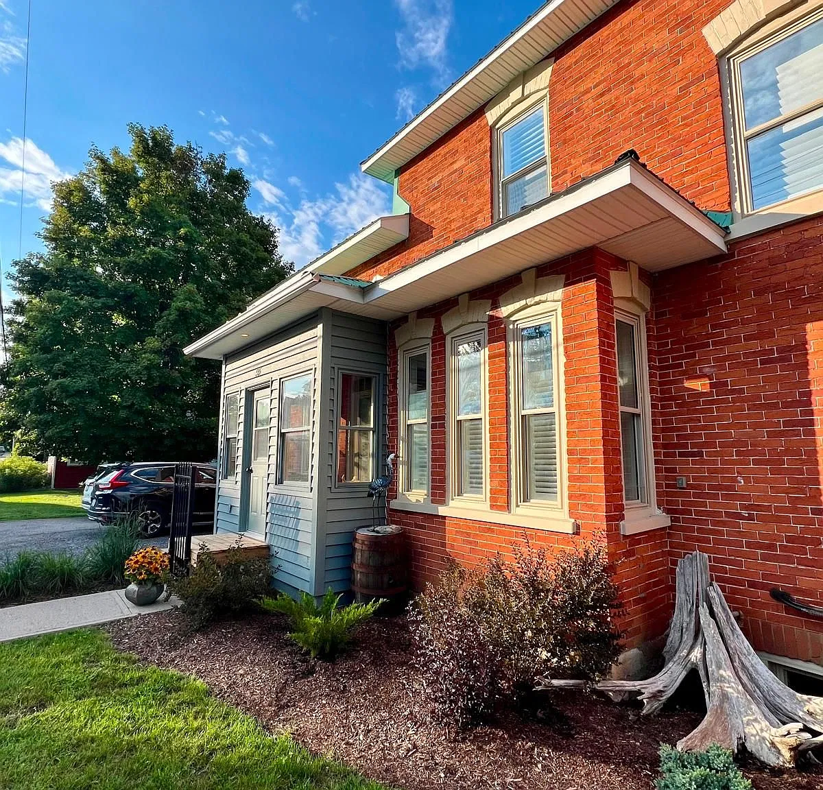1 bed, $2,350 — Photo 1