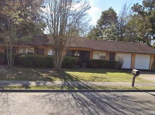 2233 Popps Ferry Rd, Biloxi, MS 39532