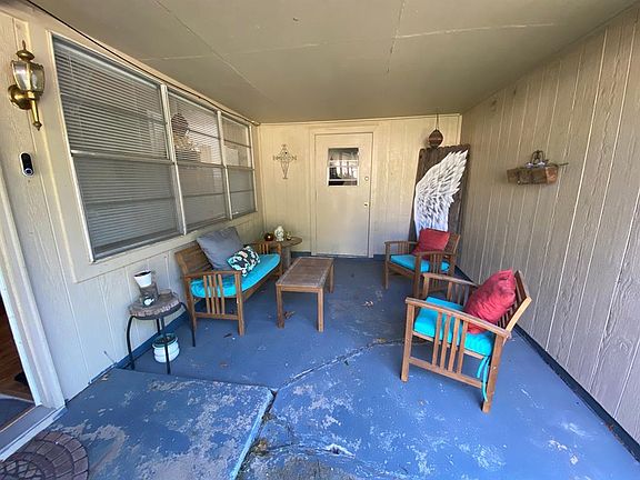 3rd image of 723 Maryland Dr