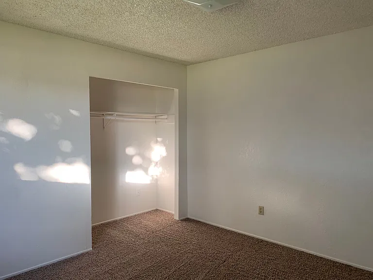 3469 Alta Mesa Dr — Photo 38