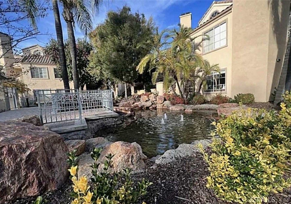 1st image of 23745 Del Monte Dr Unit 153