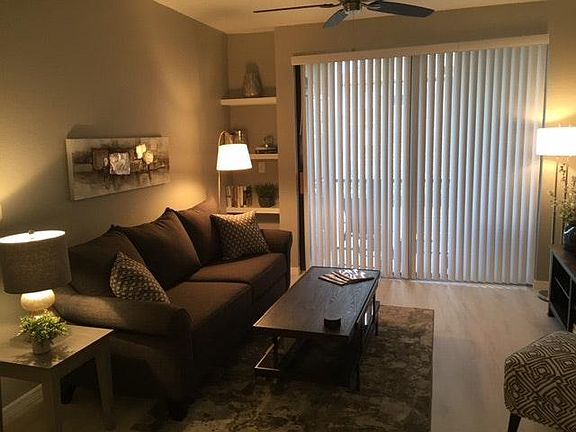 4th image of 8387 38th Street Cir E Unit 204
