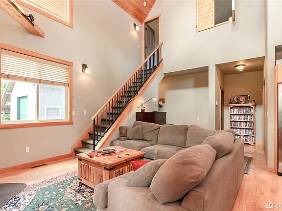 Gorgeous cabin feel with open main floor & vaulted t&g ceilings!