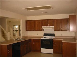 3rd image of 11437 Hillhaven Dr