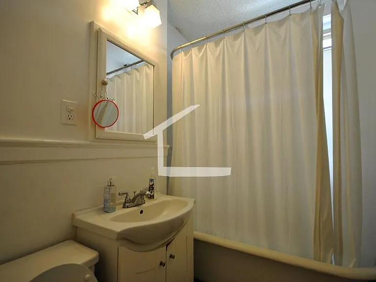 114 Brainerd Rd #2B — Photo 4