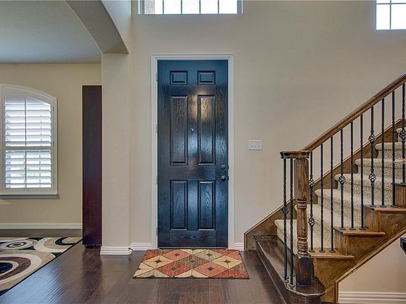 2nd image of 3725 Heritage Park Dr