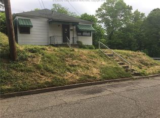 1220 Fletcher Ave, Dunbar, WV 25064