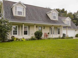9988 Daylily Ln, Galesburg, MI 49053