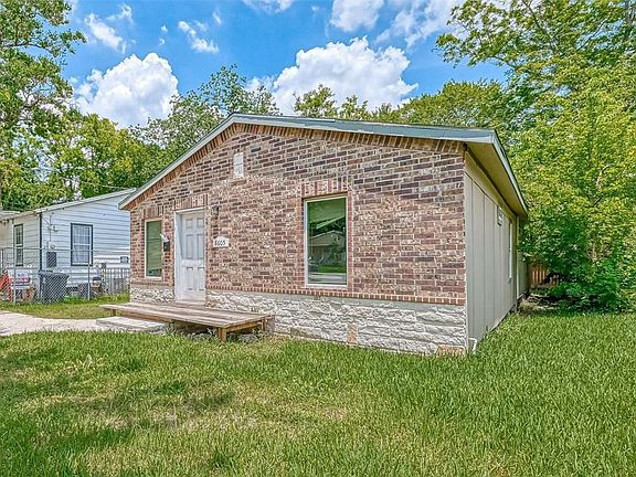 2nd image of 8605 Dosia St