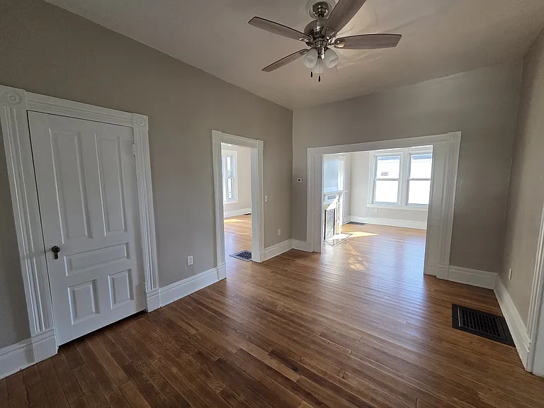709 Dewitt Ave — Photo 10
