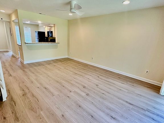 4th image of 16551 Brigadoon Dr