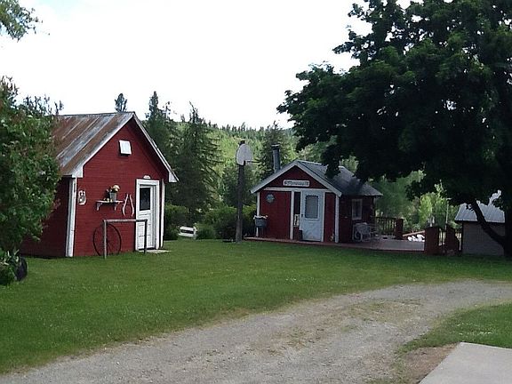 4th image of 131 Country Ln