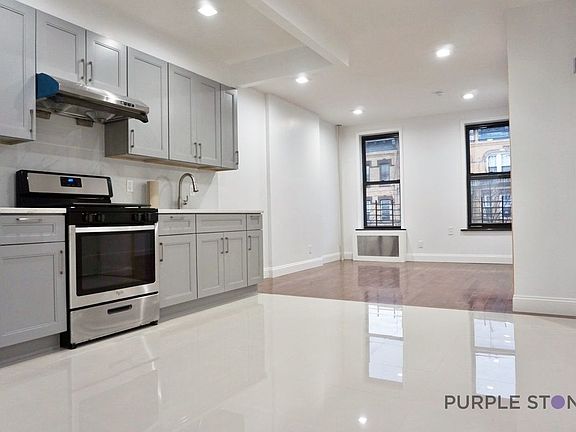 2nd image of 250 Saint Nicholas Ave
