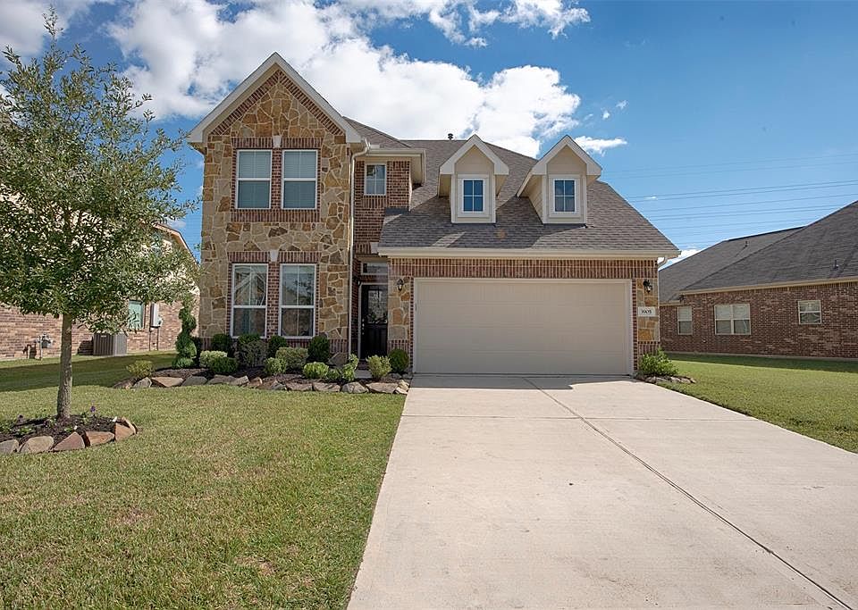 1st image of 3905 Penny Ln