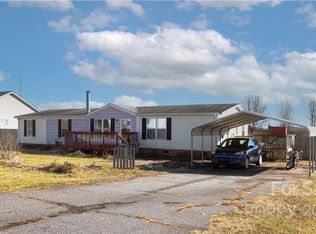 2385 Arrowood Dr #65, Hickory, NC 28601