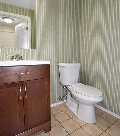 2325 Firethorn Rd — Photo 3
