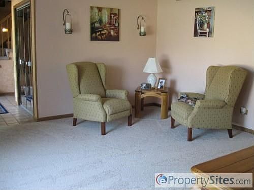 3rd image of 17413 Castle Dr