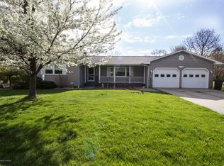 1094 N Chester Rd, Charlotte, MI 48813