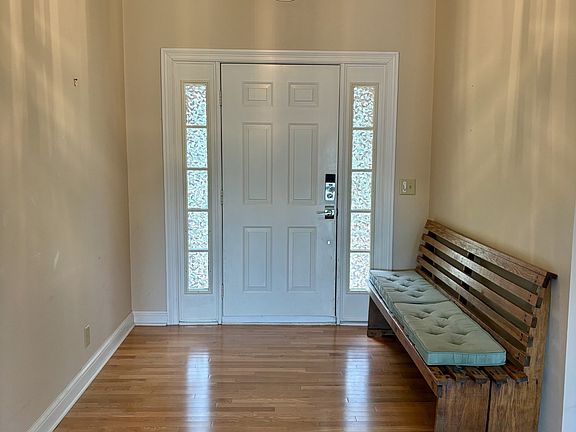 2nd image of 228 Cambridge Pl