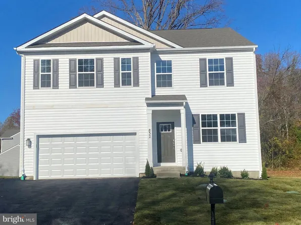 832 Hillside Ave, Edgewater, MD 21037