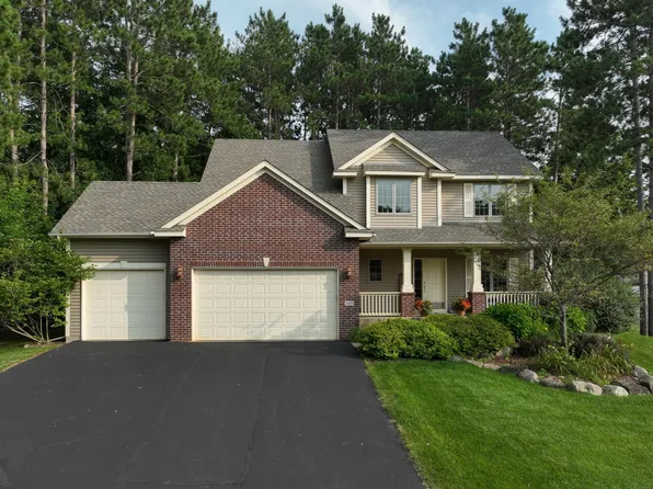 565 Pleasant Dr, Prescott, WI 54021