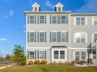 28 Mountie Ln, Chesterfield, NJ 08515