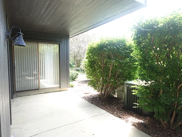 1265 N Sterling Ave #109 — Photo 3