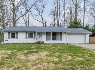 237 Spriggel Dr, Munroe Falls, OH 44262