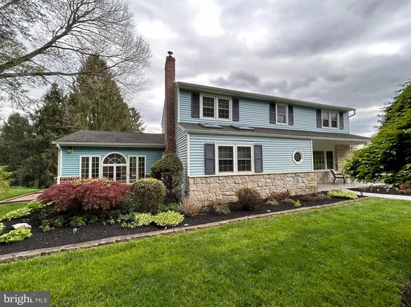 12 Washington Ln, Chadds Ford, PA 19317