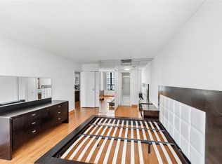 600 Three Islands Blvd APT 813, Hallandale Beach, FL 33009