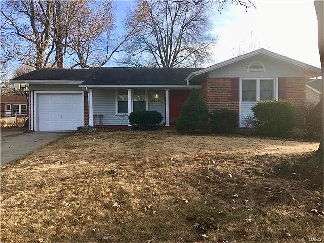 1st image of 2200 Somerset Dr