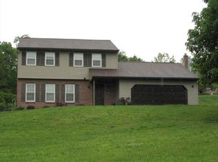 33 Lynn Dr, Mohrsville, PA 19541