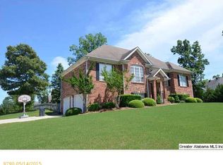 100 Thoroughbred Ln, Alabaster, AL 35007