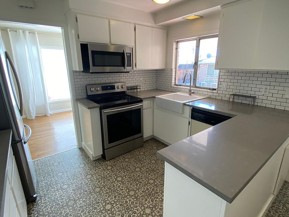 1st image of 1822 Wentworth Ave