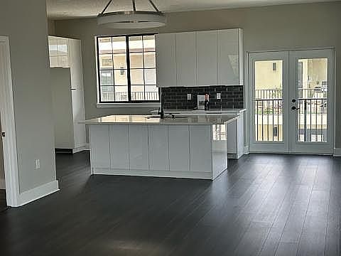 2nd image of 846 Florida Ave