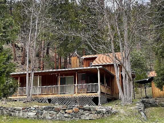 3rd image of 23811 Scott River Rd