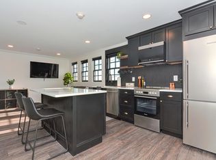 319 Main St APT 10, East Greenwich, RI 02818