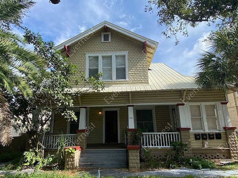 1st image of 341 9th Ave N #341A