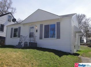 4313 Pratt St, Omaha, NE 68111