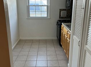 104 Sycamore Rd #2, Jersey City, NJ 07305