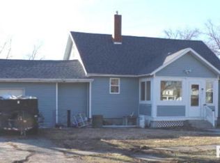 305 N McKnight St, Alexis, IL 61412