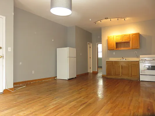 Rented by Rennit Inc. | media 10